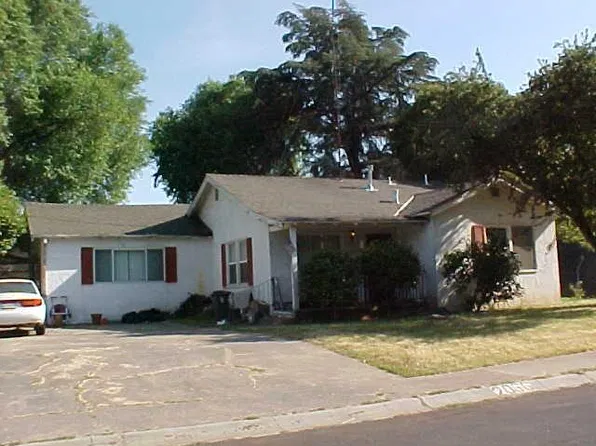 2066 W Telegraph Ave, Stockton, CA 95204