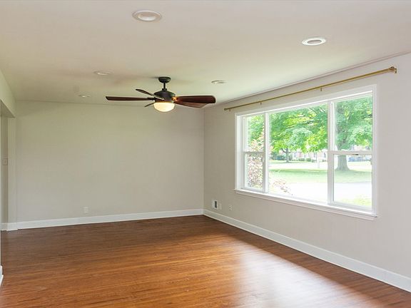 3rd image of 10237 Central Ave