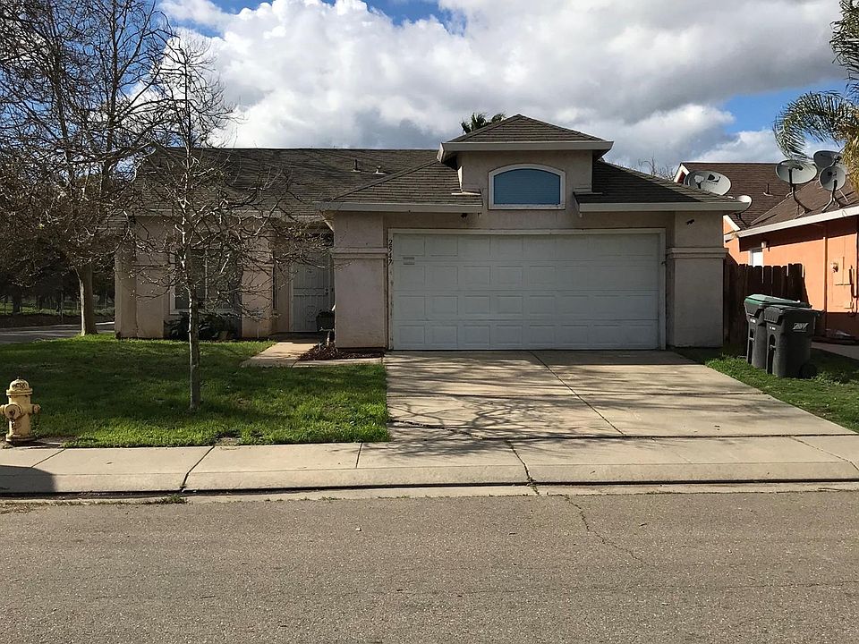 1st image of 2547 E Tilden Park St