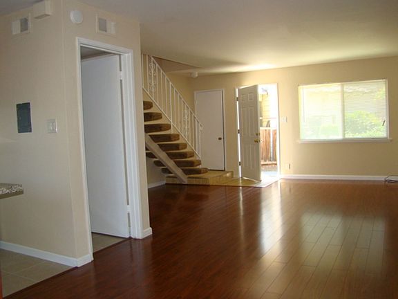 3rd image of 19450 Richwood Ct APT 3