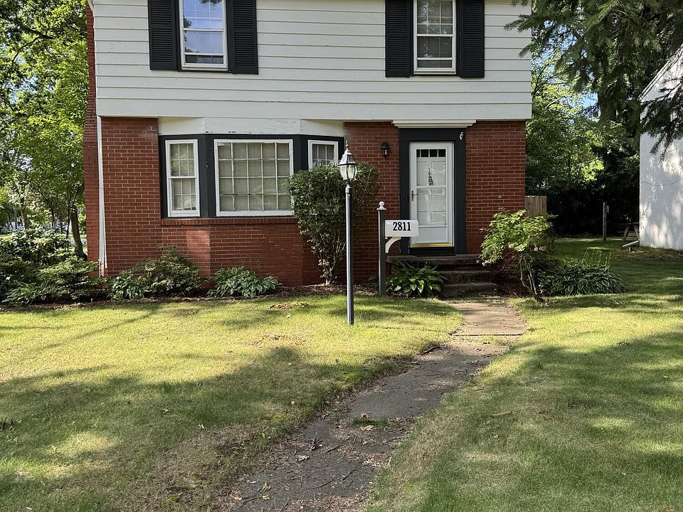 1st image of 2811 Kenwood Blvd