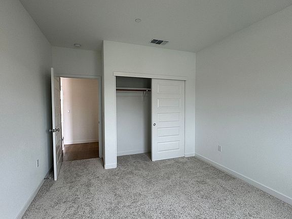 5th image of 10962 Admiral Cove Way