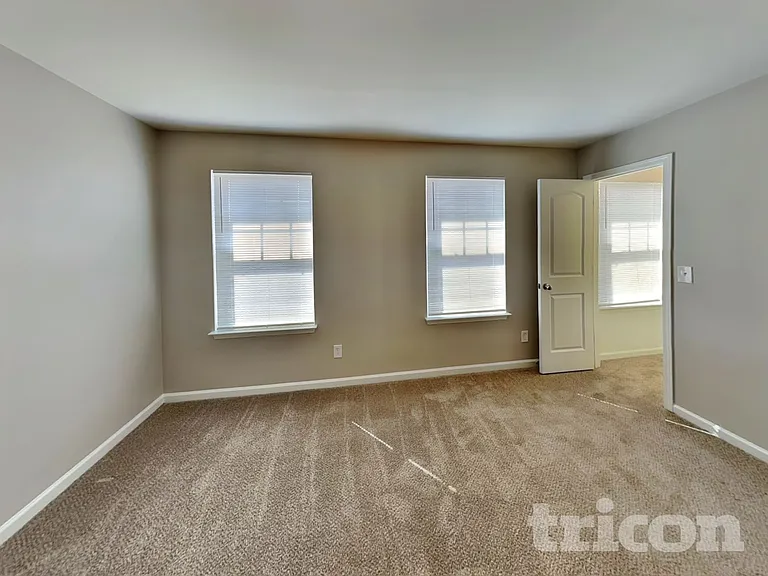 120 Altondale Dr — Photo 12