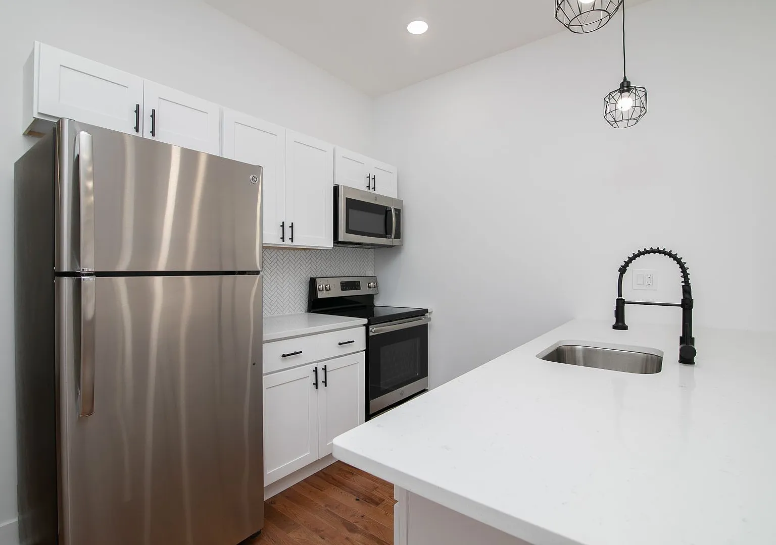 3033 West Diamond LLC — Photo 2