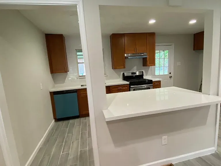 2406 Rosemead Dr — Photo 6