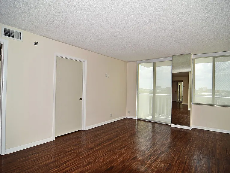 400 E Colonial Dr #703 — Photo 10