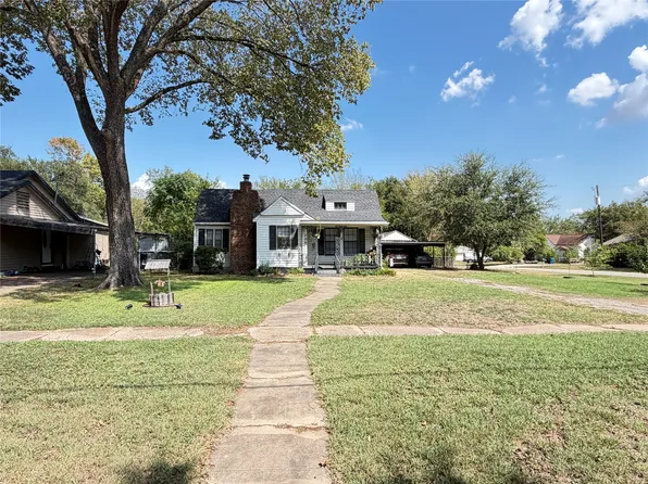 209 S Canton St, Mexia, TX 76667