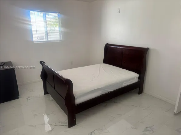 1261 NE 209th Ter #1, Miami, FL 33179