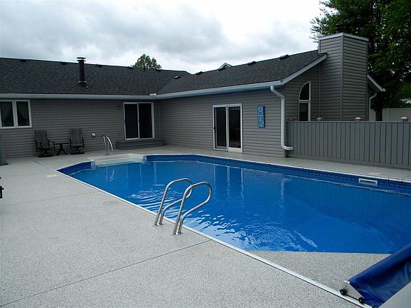 4th image of 2889 Kregel Dr