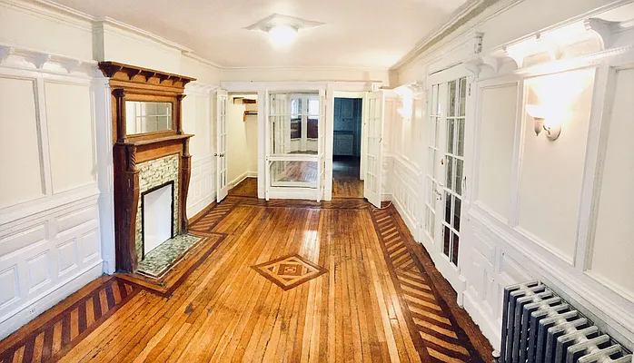 Rented by Flateau Realty | media 2