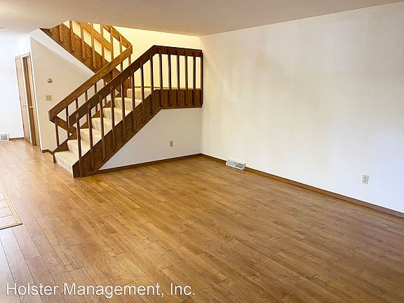 3rd image of 1803 E Crabtree Dr #12126535