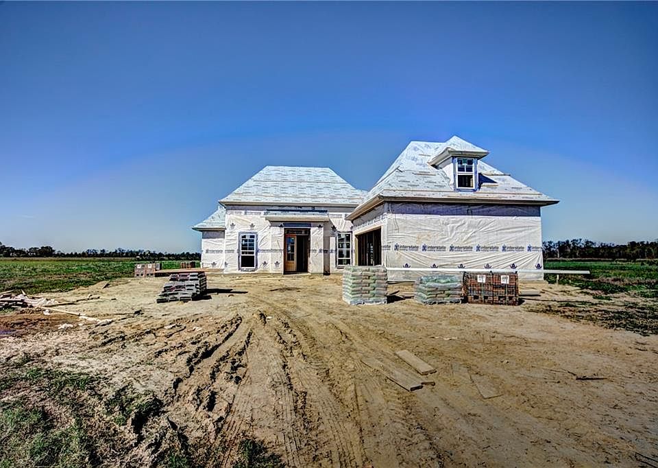 1st image of 166 Plantation Point