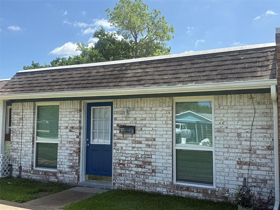 1st image of 707 S 2nd St