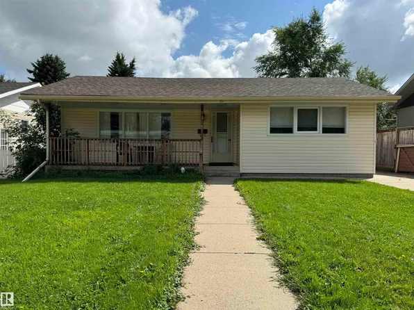 4413 51st St, Vegreville, AB T9C 1A4