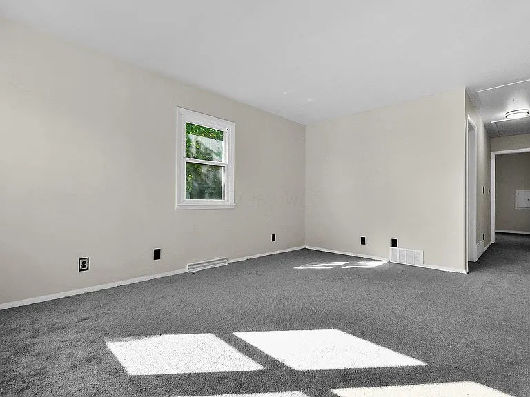 200 Sycamore St — Photo 10
