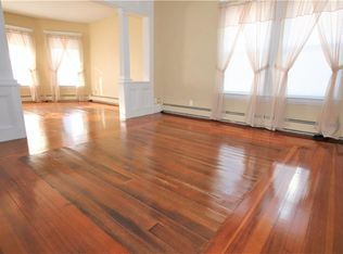 34 Knight St, Woonsocket, RI 02895