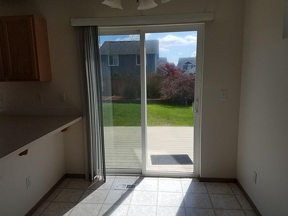5th image of 6622 132nd St E