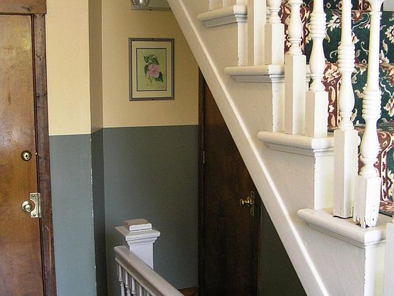 4th image of 33 Perry Avenue # First Floor
