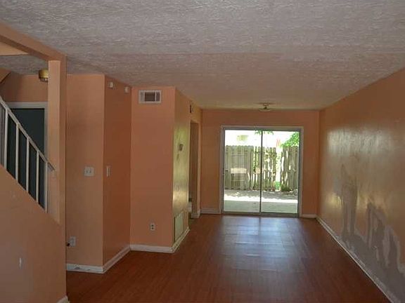 2nd image of 128 Governors Dr