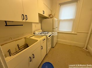 136 Warren St #4, Brighton, MA 02135