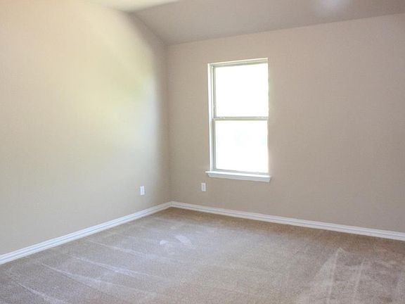 4th image of 4131 Nia Dr