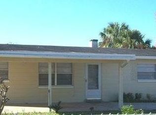 10738 N Luana Dr, Jacksonville, FL 32246