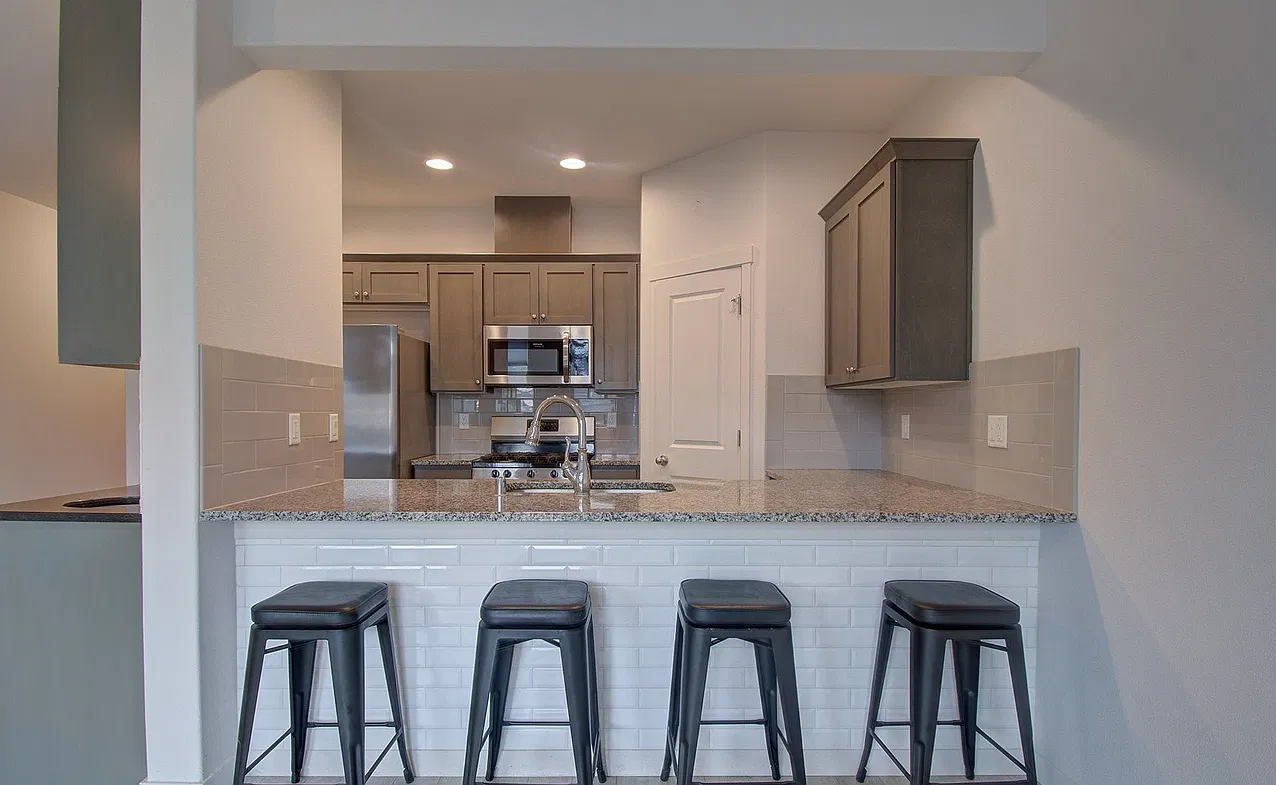Prairie Park Commons Home — Photo 4