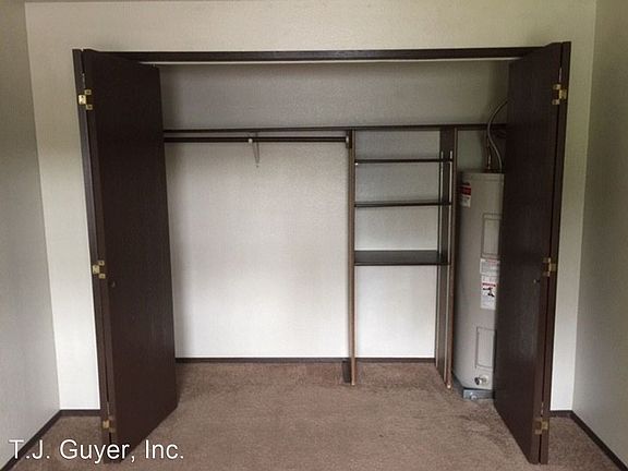 4th image of 302 South St APT 4