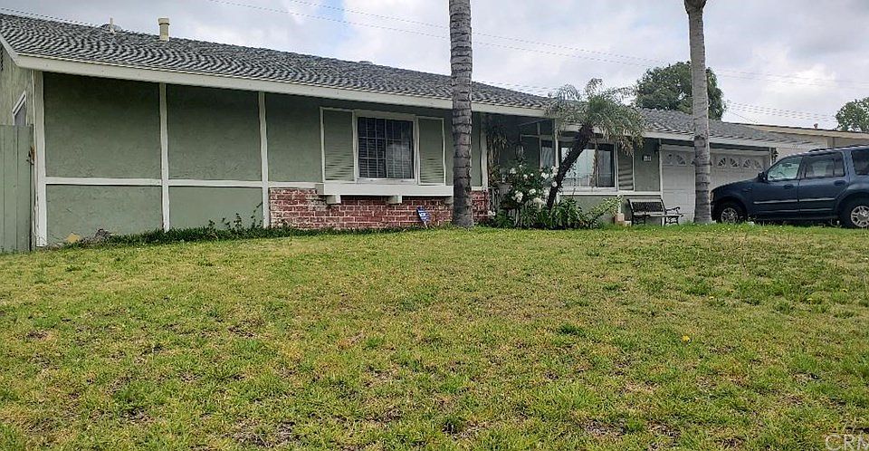 1st image of 743 N Imperial Ave