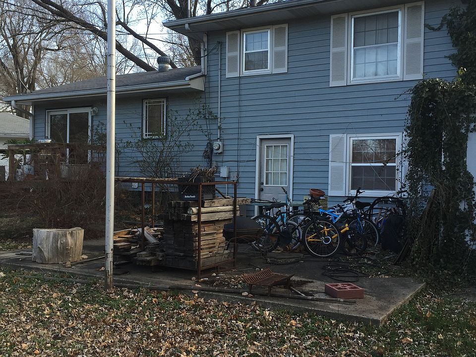 2nd image of 617 Seabrook Pl