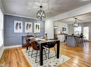 641 Deer Oaks Dr, Lawrenceville, GA 30044