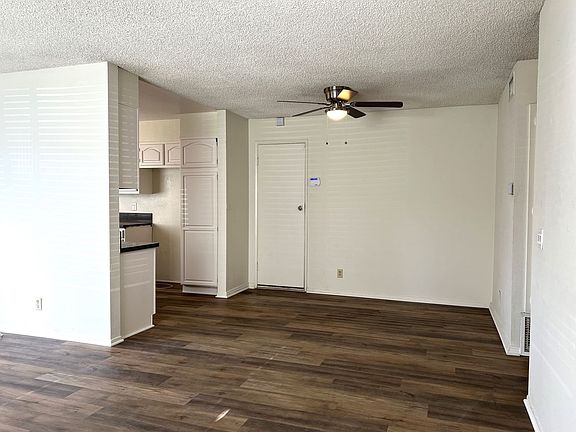 4th image of 707 Windwood Dr