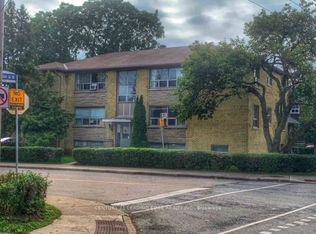 2719 Lake Shore Blvd W #5-06, Toronto, ON M8V 1G9