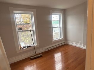 512 2nd Ave #3, Troy, NY 12182