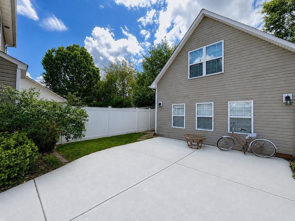 19625 Denae Lynn Apt #2
