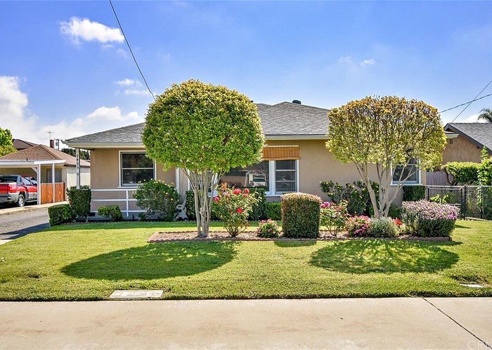 1st image of 9495 Acacia Ave