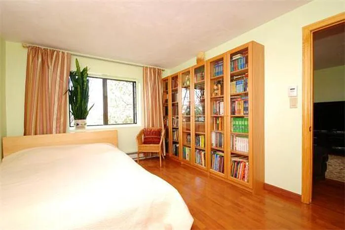 10 Roberts St #23 — Photo 7