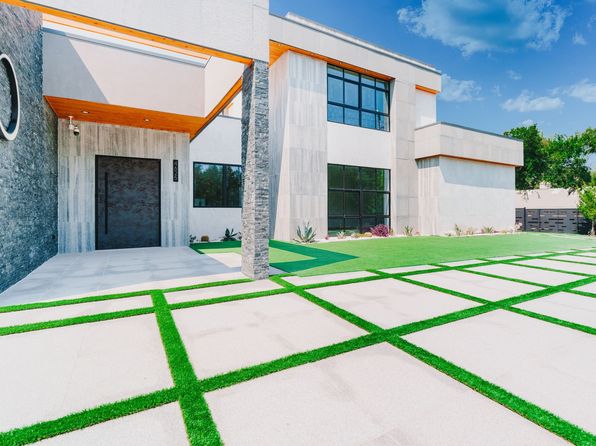 5 Bedroom Home for Sale in Dallas TX
