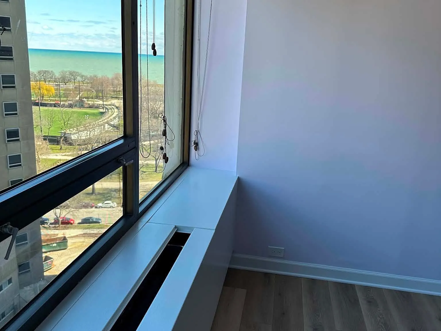 1 bed, 900 sqft, $2,700 — Photo 3
