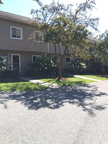 B11 Stonehedge Dr Photo 1 B11 Stonehedge Dr Photo 1