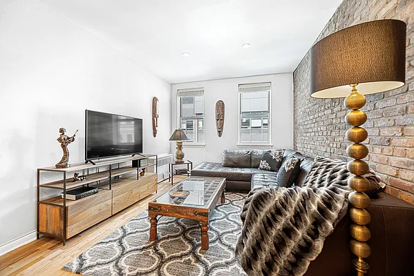 Sold by Corcoran | media 11