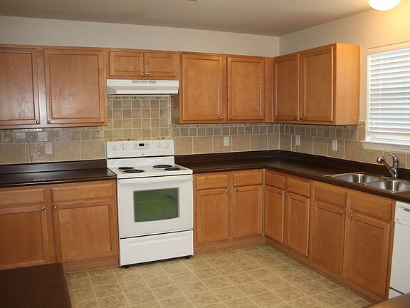 5th image of 2647 White Wing Way