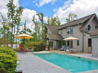 256 Longview Dr, Lancaster, VA 22503