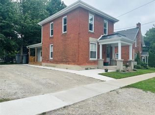 40 Victoria St #A, Chatham Kent, ON N0P1A0