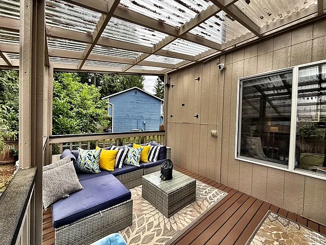 847 NE Cimeron Ct — Photo 30