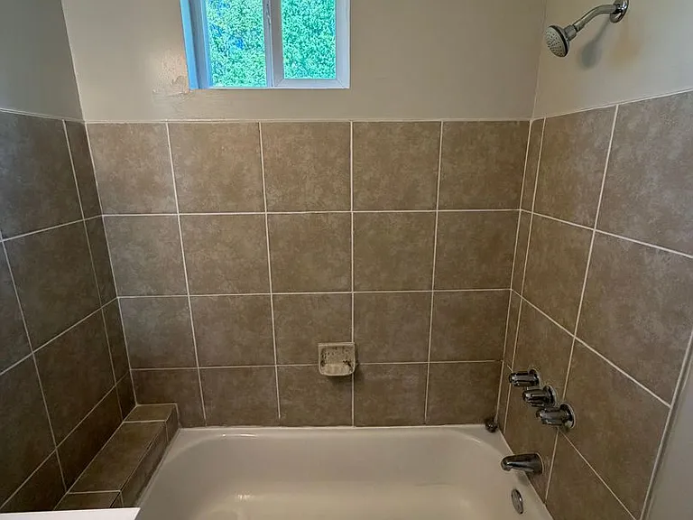 3511 1st Ave — Photo 52