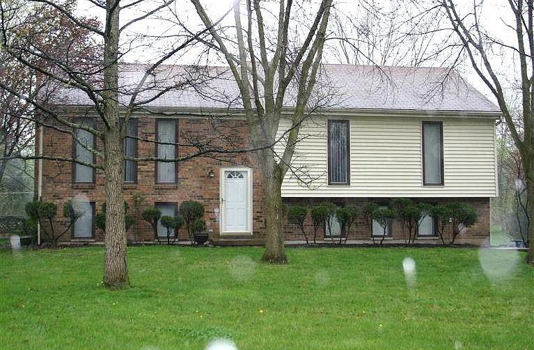 1st image of 5221 Chateaugay Dr