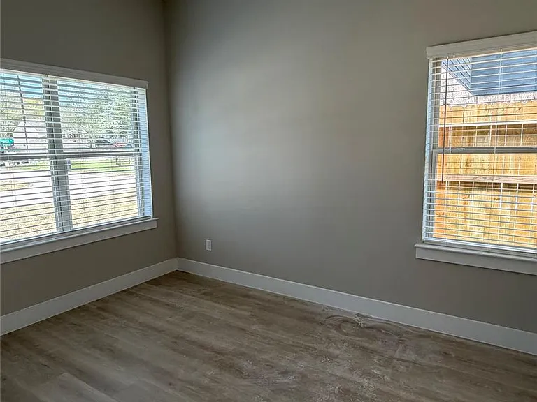2615 Piemonte Avenue Cir — Photo 21