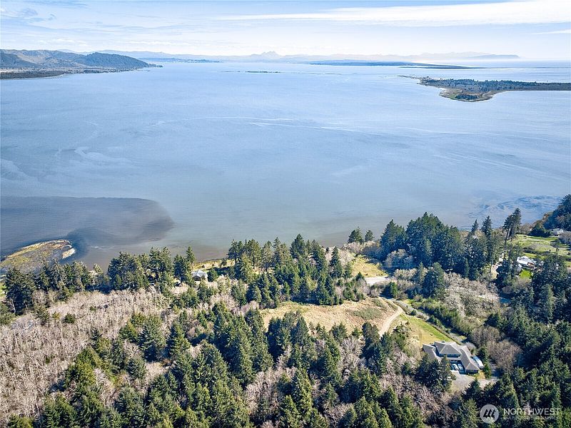 4th image of 1740 State Route 101
