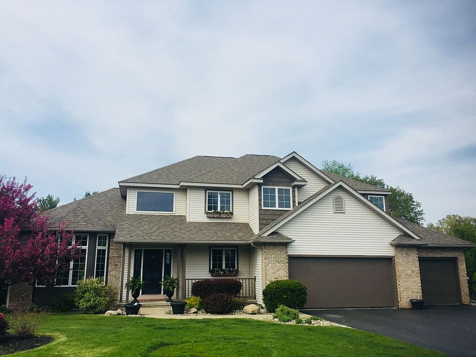 1st image of 132 Abbington Ct